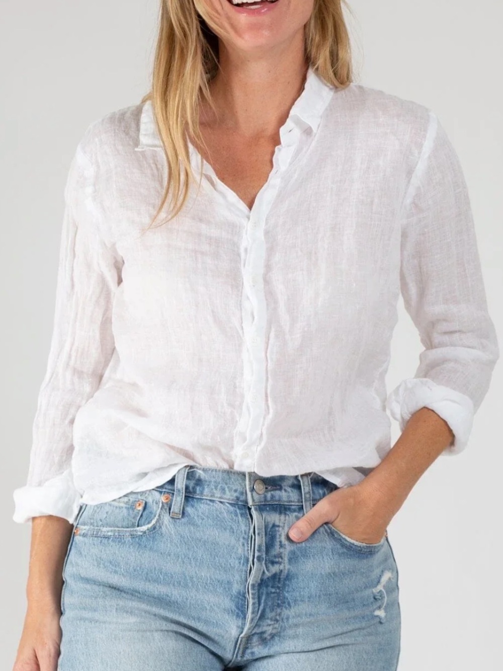 CP Shades Romy Linen Shirt in White. Women’s XS